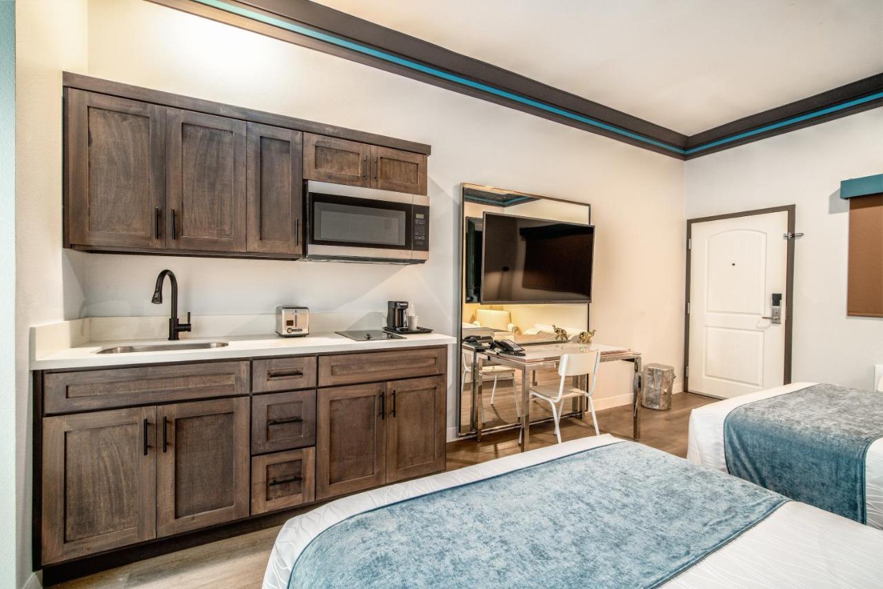 Aspire Inn Studios & Spas Bellflower Exterior foto